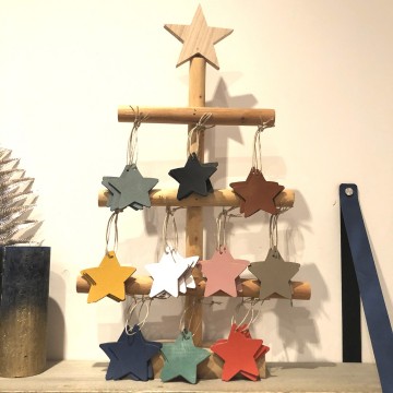 Leren kerstartikelen