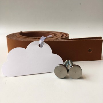 leren plankdragers cognac opgerold