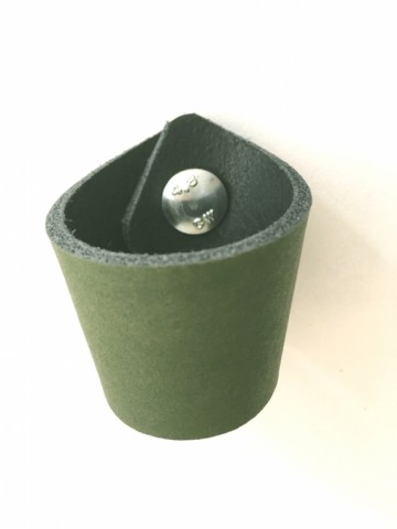Leren knop Mos groen 3x14 5