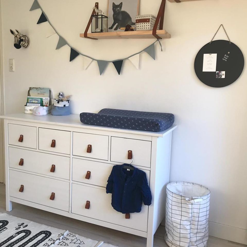 hoofdstuk Praten tegen Hoe Ikea Hemnes Commode met leren handgreepjes - Wolkedewietje leren handgrepen  v.a. €2,- | leren plankdragers v.a. €7,50